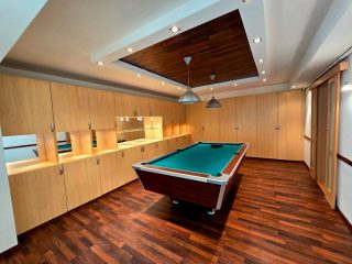 Eladó 192 m²-escsaládi ház XXI. Kerület (Királyerdő) , Királyerdő út: 150'000'000 Ft