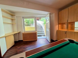 Eladó 192 m²-escsaládi ház XXI. Kerület (Királyerdő) , Királyerdő út: 150'000'000 Ft