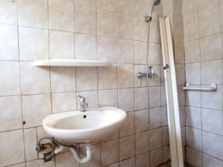 Eladó 28 m²-escsaládi ház XXI. Kerület (Királyerdő) , NYÁRFÁS utca: 42'900'000 Ft