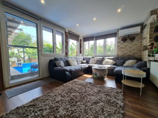 Eladó 195 m²-escsaládi ház XXI. Kerület (Ófalu) , Kapisztrán János utca: 185'000'000 Ft