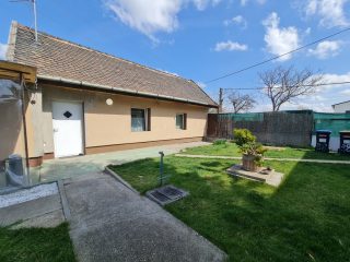 Eladó 51 m²-escsaládi ház XXI. Kerület (Ófalu) , Kapisztrán János utca: 56'900'000 Ft