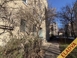 Eladó 52 m²-estársasházi lakás XXI. Kerület (Szent László lakótelep) , Szent László utca: 54'900'000 Ft