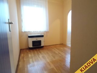 Kiadó 54 m²-estársasházi lakás XXI. Kerület (Vízmű lakótelep) , II.RÁKÓCZI FERENC út: 175'000 Ft