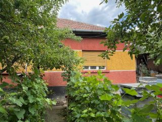 Eladó 110 m²-escsaládi ház XXII. Kerület (Budafok) , Rózsavölgy: 179'000'000 Ft