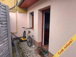 Eladó 108 m²-escsaládi ház XXII. Kerület (Budafok) , Tóth József utca: 140'000'000 Ft