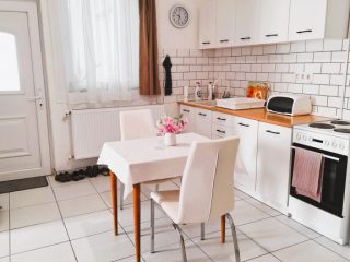 Eladó 46 m²-estársasházi lakás XXIII. Kerület (Soroksár) , Hősök tere közeli utca: 49'900'000 Ft