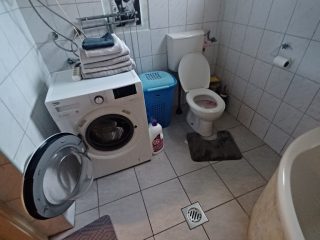 Kiadó 32 m²-escsaládi ház XXIII. Kerület (Soroksár) , Hősök teréhez közeli utca: 150'000 Ft