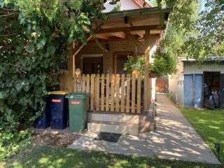 Eladó 64 m²-escsaládi ház XXIII. Kerület (Soroksár) , Őszirózsa utca: 67'900'000 Ft