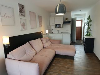 Kiadó 23 m²-estársasházi lakás XXIII. Kerület (Soroksár) , Tartsay utca: 150'000 Ft