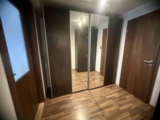 Eladó 195 m²-escsaládi ház Bugyi, Vállalkozás és Otthon: 180'000'000 Ft