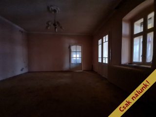 Eladó 660 m²-escsaládi ház Cegléd, Szarvas utca: 49'900'000 Ft