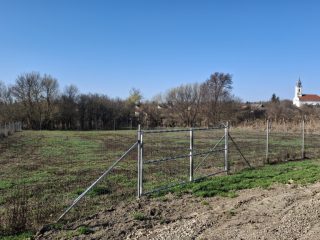 Eladó 1000 m²-estelek Csajág, Patak közelében: 15'000'000 Ft