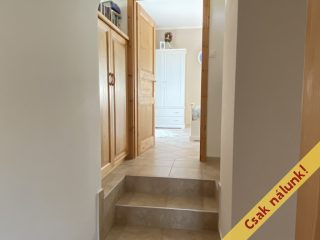 Eladó 95 m²-escsaládi ház Cserszegtomaj, Panorámás rész: 150'000'000 Ft