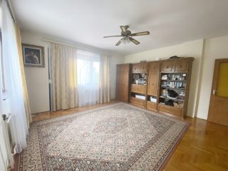 Eladó 324 m²-escsaládi ház Csömör, Árpád utca: 150'000'000 Ft