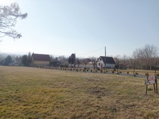 Eladó 3052 m²-estelek Csömör, Híd utca: 75'000'000 Ft