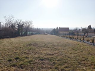 Eladó 3052 m²-estelek Csömör, Híd utca: 75'000'000 Ft