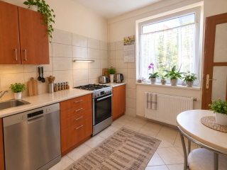 Eladó 127 m²-estársasházi lakás Csömör, Széchenyi utca közeli utca: 120'000'000 Ft