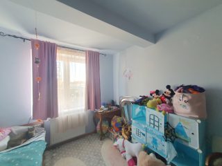 Eladó 127 m²-estársasházi lakás Csömör, Széchenyi utca közeli utca: 120'000'000 Ft