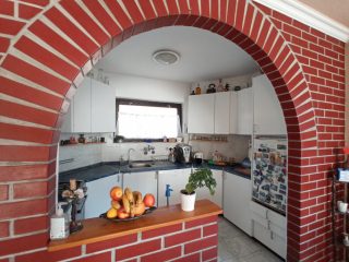 Eladó 220 m²-escsaládi ház Csömör, Szőlő utca: 165'000'000 Ft