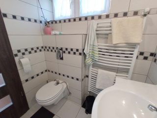 Eladó 220 m²-escsaládi ház Csömör, Szőlő utca: 165'000'000 Ft