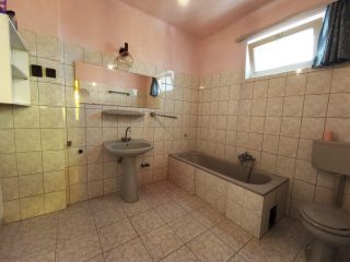 Eladó 160 m²-escsaládi ház Csömör, Szőlőhegy: 149'900'000 Ft