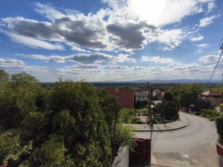 Eladó 160 m²-escsaládi ház Csömör, Szőlőhegy: 149'900'000 Ft