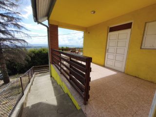Eladó 160 m²-escsaládi ház Csömör, Szőlőhegy: 149'900'000 Ft