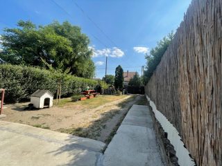 Eladó 69 m²-escsaládi ház Csörög, Kolozsvári utca: 49'500'000 Ft