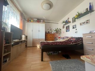 Eladó 69 m²-escsaládi ház Csörög, Kolozsvári utca: 49'500'000 Ft