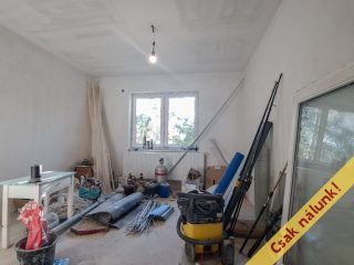 Eladó 100 m²-escsaládi ház Csővár, Dankó utca: 45'000'000 Ft