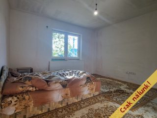 Eladó 100 m²-escsaládi ház Csővár, Dankó utca: 45'000'000 Ft