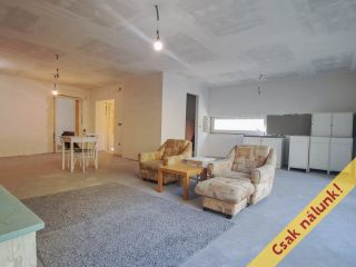 Eladó 100 m²-escsaládi ház Csővár, Dankó utca: 45'000'000 Ft