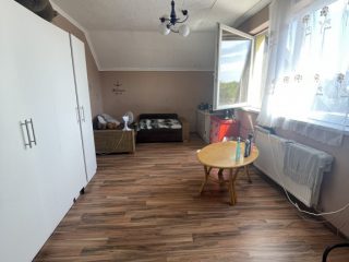 Eladó 250 m²-escsaládi ház Dabas, Központ közeli utca: 168'000'000 Ft