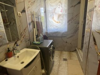 Eladó 250 m²-escsaládi ház Dabas, Központ közeli utca: 168'000'000 Ft