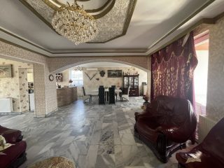 Eladó 250 m²-escsaládi ház Dabas, Központ közeli utca: 168'000'000 Ft