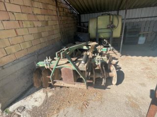 Eladó 30000 m²-esmezőgazdasági ingatlan Dabas, Városközpont közeli utca: 195'000'000 Ft