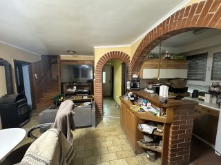 Eladó 194 m²-escsaládi ház Délegyháza, Csendes utca: 144'700'000 Ft