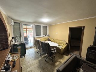 Eladó 194 m²-escsaládi ház Délegyháza, Csendes utca: 144'700'000 Ft