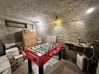 Eladó 194 m²-escsaládi ház Délegyháza, Csendes utca: 144'700'000 Ft