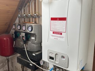 Eladó 194 m²-escsaládi ház Délegyháza, Csendes utca: 144'700'000 Ft