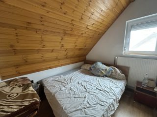 Eladó 194 m²-escsaládi ház Délegyháza, Csendes utca: 144'700'000 Ft