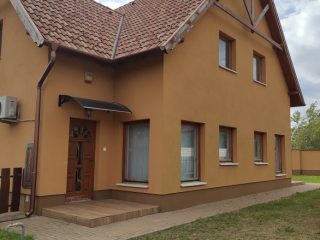 Eladó 145 m²-esüdülő Délegyháza (Délegyháza) , Bányász sor: 164'900'000 Ft