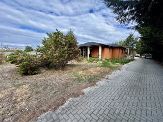 Eladó 98 m²-escsaládi ház Délegyháza, Tóparti: 119'000'000 Ft