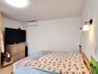 Eladó 95 m²-escsaládi ház Dinnyés, Központi utca: 93'000'000 Ft