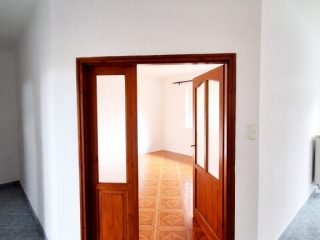 Kiadó 100 m²-esházrész Dinnyés, Pákozdi utca: 250'000 Ft