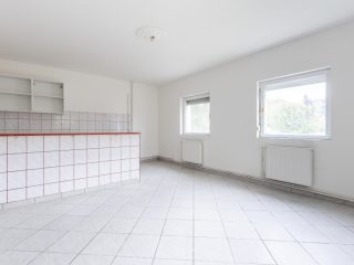 Eladó 100 m²-escsaládi ház Diósjenő, Csokonai utca: 54'900'000 Ft