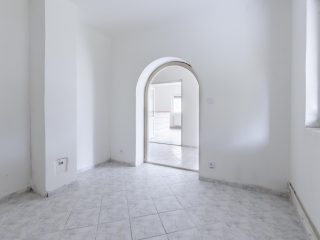 Eladó 100 m²-escsaládi ház Diósjenő, Csokonai utca: 54'900'000 Ft