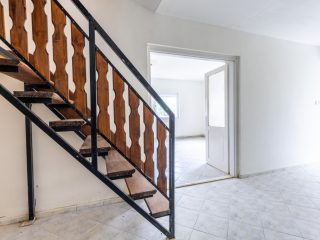 Eladó 100 m²-escsaládi ház Diósjenő, Csokonai utca: 54'900'000 Ft