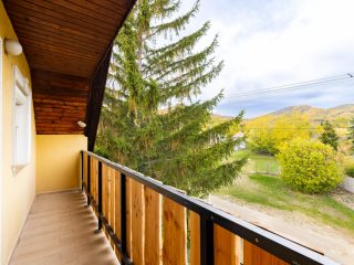 Eladó 100 m²-escsaládi ház Diósjenő, Csokonai utca: 54'900'000 Ft