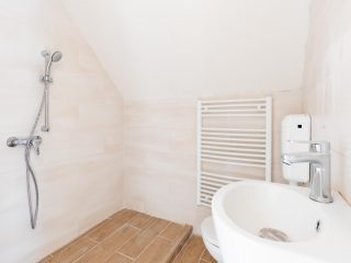 Eladó 100 m²-escsaládi ház Diósjenő, Csokonai utca: 54'900'000 Ft